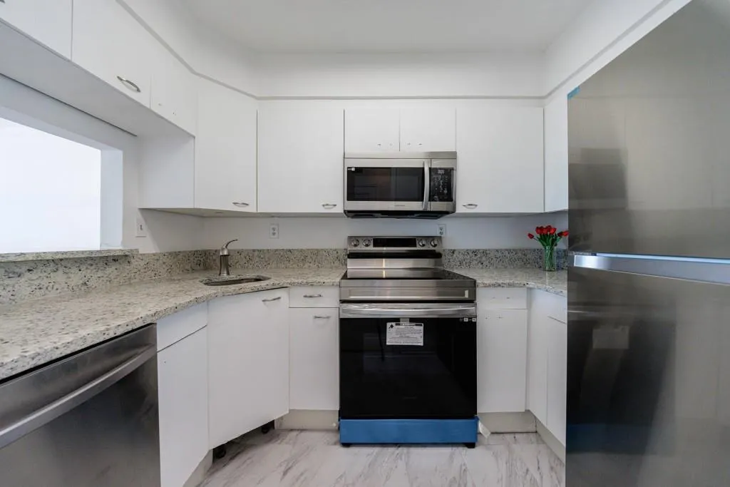 2870 Pharr Court South Nw Unit 2602, Atlanta, Georgia 30305, 1 Bedroom Bedrooms, ,1 BathroomBathrooms,Residential,For Sale,2870 Pharr Court South Nw Unit 2602,7489745