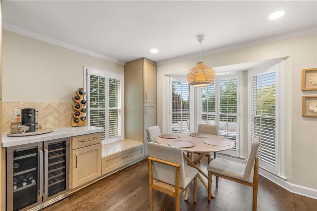 801 Defoors Mill Circle Nw, Atlanta, Georgia 30318, 3 Bedrooms Bedrooms, ,2 BathroomsBathrooms,Residential,For Sale,801 Defoors Mill Circle Nw,7651065
