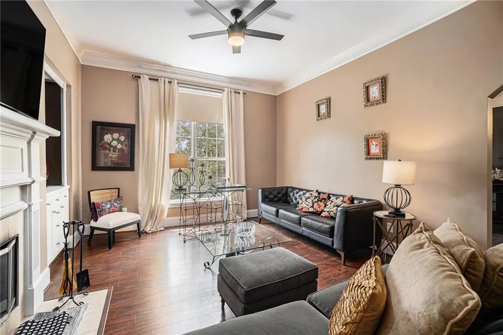 4100 Paces Walk Se Unit 1303, Atlanta, Georgia 30339, 2 Bedrooms Bedrooms, ,2 BathroomsBathrooms,Residential,For Sale,4100 Paces Walk Se Unit 1303,7630556