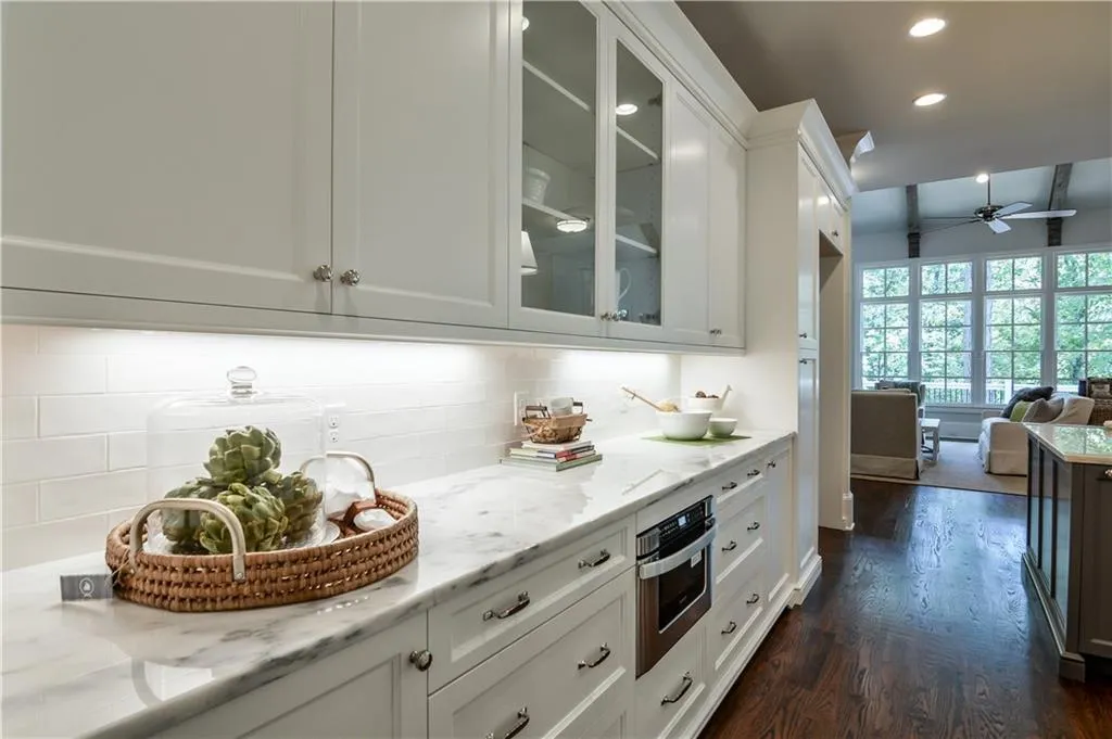 5445 Mount Vernon Parkway, Sandy Springs, Georgia 30327, 4 Bedrooms Bedrooms, ,4 BathroomsBathrooms,Residential,Sold,5445 Mount Vernon Parkway,5881815