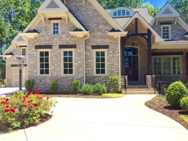 5445 Mount Vernon Parkway, Sandy Springs, Georgia 30327, 4 Bedrooms Bedrooms, ,4 BathroomsBathrooms,Residential,Sold,5445 Mount Vernon Parkway,5881815