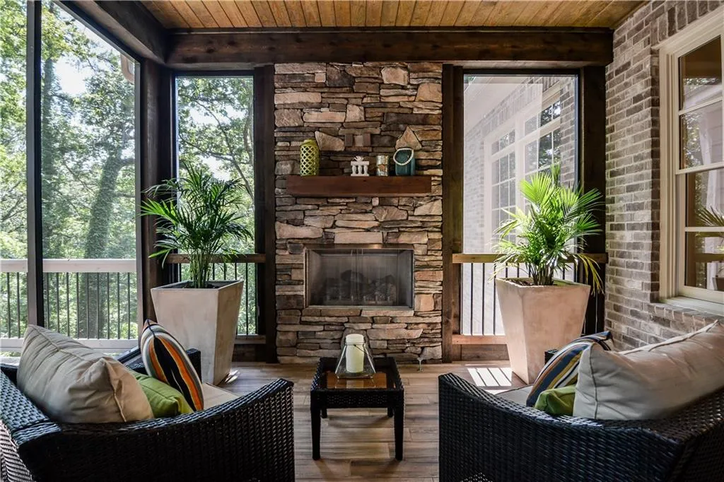 5445 Mount Vernon Parkway, Sandy Springs, Georgia 30327, 4 Bedrooms Bedrooms, ,4 BathroomsBathrooms,Residential,Sold,5445 Mount Vernon Parkway,5881815
