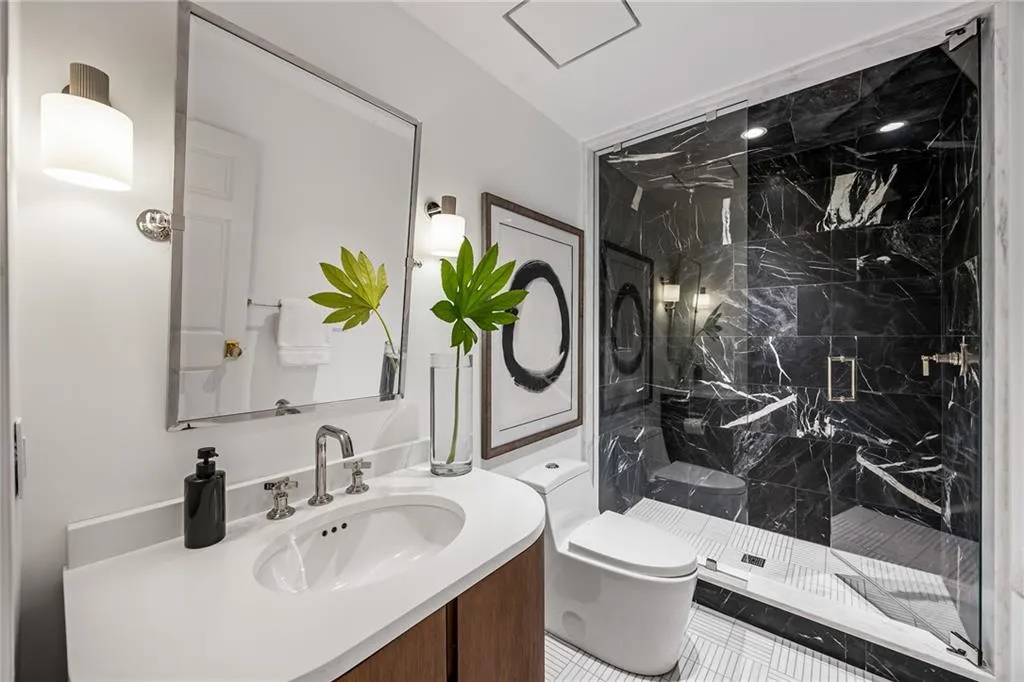 3216 Glen Arden Drive Nw, Atlanta, Georgia 30305, 6 Bedrooms Bedrooms, 0 ,5 BathroomsBathrooms,Residential,For Sale,3216 Glen Arden Drive Nw,7770586