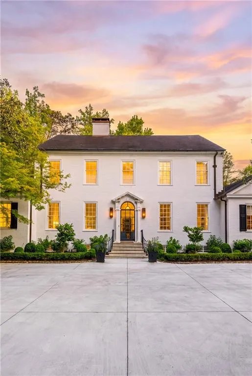 3216 Glen Arden Drive Nw, Atlanta, Georgia 30305, 6 Bedrooms Bedrooms, 0 ,5 BathroomsBathrooms,Residential,For Sale,3216 Glen Arden Drive Nw,7770586
