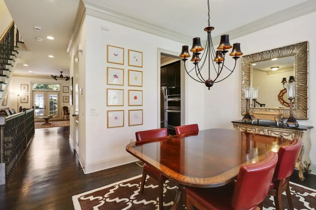 535 Ansley Circle Ne Unit 606, Atlanta, Georgia 30324, 3 Bedrooms Bedrooms, ,3 BathroomsBathrooms,Residential,Sold,535 Ansley Circle Ne Unit 606,5762218