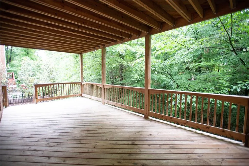 4555 Peachtree Dunwoody Road, Sandy Springs, Georgia 30342, 4 Bedrooms Bedrooms, ,4 BathroomsBathrooms,Residential,Sold,4555 Peachtree Dunwoody Road,6860913