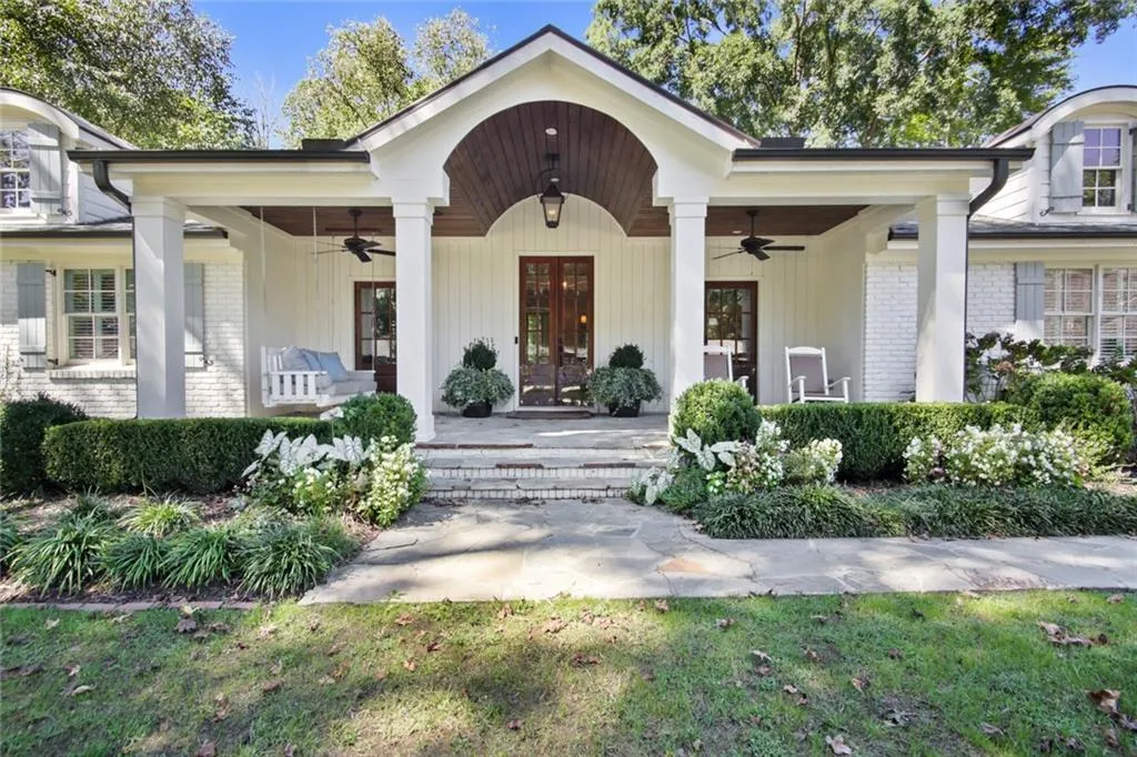 510 Old Creek Road, Sandy Springs, Georgia 30342, 4 Bedrooms Bedrooms, ,4 BathroomsBathrooms,Residential,Sold,510 Old Creek Road,6948659 510 Old Creek Road, Sandy Springs, Georgia 30342, 4 Bedrooms Bedrooms, ,4 BathroomsBathrooms,Residential,Sold,510 Old Creek Road,6948659
