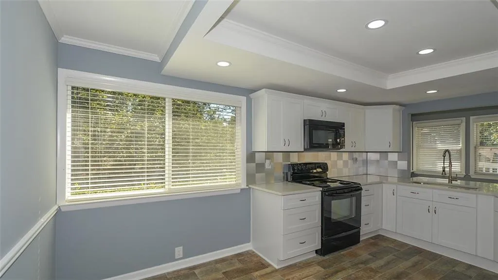 82 Dunwoody Springs Drive Unit C, Atlanta, Georgia 30328, 3 Bedrooms Bedrooms, ,2 BathroomsBathrooms,Residential,Sold,82 Dunwoody Springs Drive Unit C,5917301
