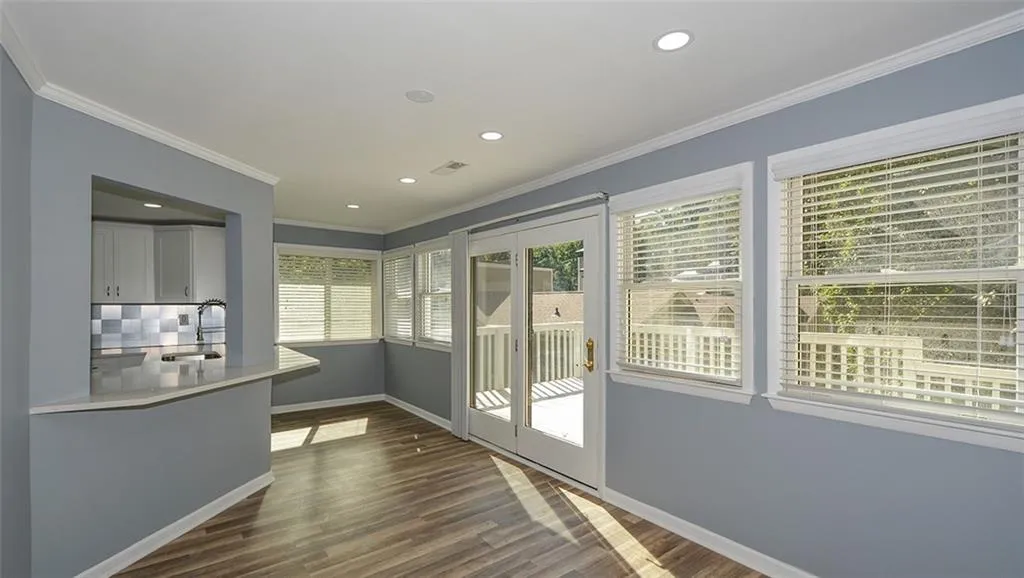 82 Dunwoody Springs Drive Unit C, Atlanta, Georgia 30328, 3 Bedrooms Bedrooms, ,2 BathroomsBathrooms,Residential,Sold,82 Dunwoody Springs Drive Unit C,5917301