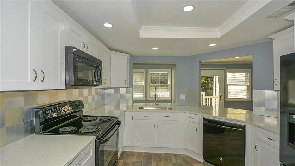 82 Dunwoody Springs Drive Unit C, Atlanta, Georgia 30328, 3 Bedrooms Bedrooms, ,2 BathroomsBathrooms,Residential,Sold,82 Dunwoody Springs Drive Unit C,5917301