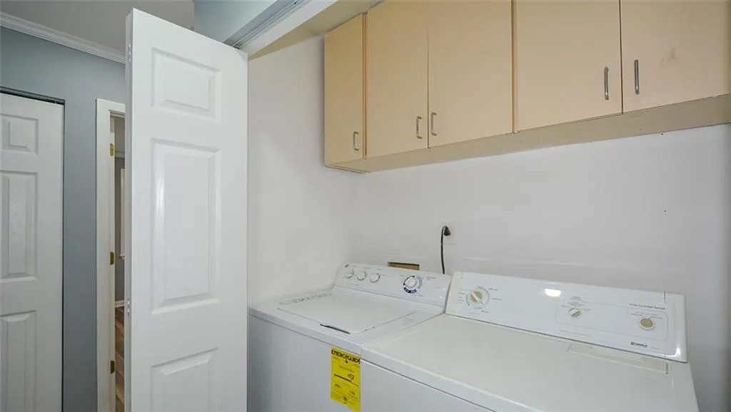 82 Dunwoody Springs Drive Unit C, Atlanta, Georgia 30328, 3 Bedrooms Bedrooms, ,2 BathroomsBathrooms,Residential,Sold,82 Dunwoody Springs Drive Unit C,5917301