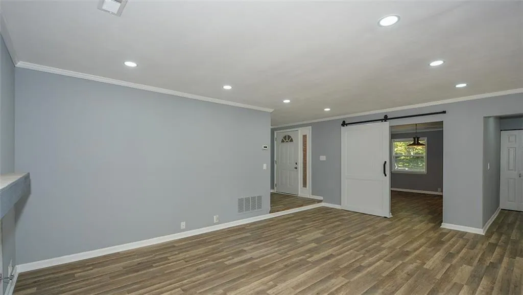 82 Dunwoody Springs Drive Unit C, Atlanta, Georgia 30328, 3 Bedrooms Bedrooms, ,2 BathroomsBathrooms,Residential,Sold,82 Dunwoody Springs Drive Unit C,5917301