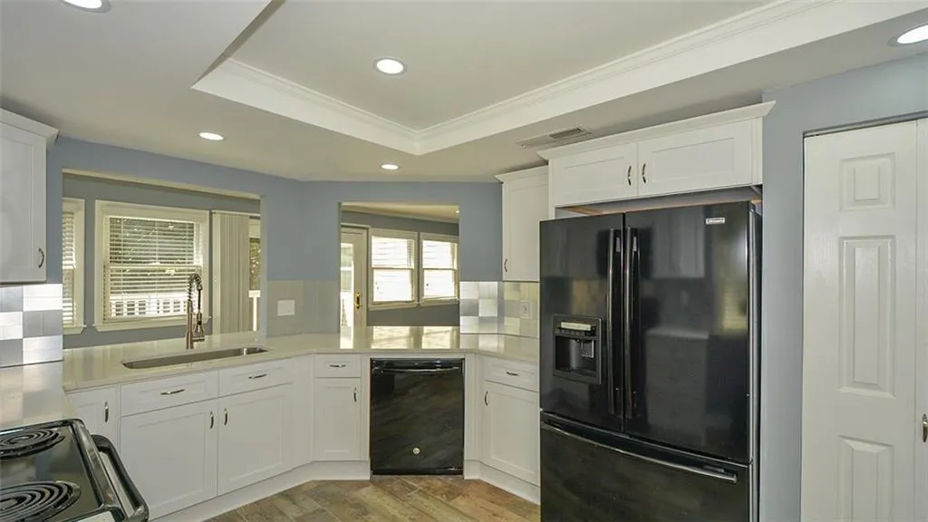 82 Dunwoody Springs Drive Unit C, Atlanta, Georgia 30328, 3 Bedrooms Bedrooms, ,2 BathroomsBathrooms,Residential,Sold,82 Dunwoody Springs Drive Unit C,5917301