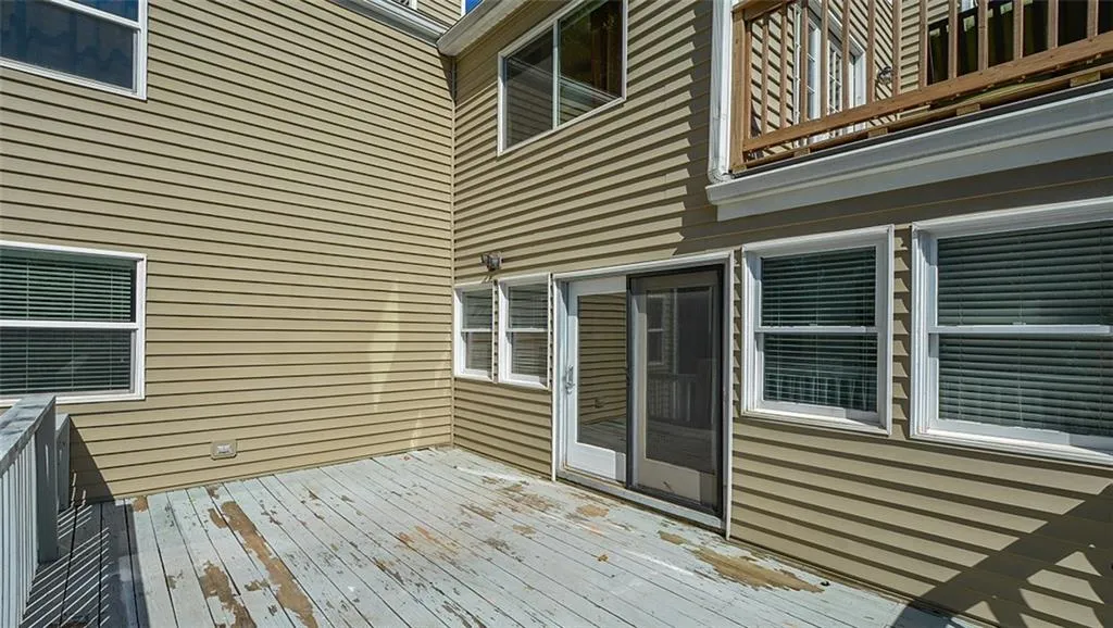 82 Dunwoody Springs Drive Unit C, Atlanta, Georgia 30328, 3 Bedrooms Bedrooms, ,2 BathroomsBathrooms,Residential,Sold,82 Dunwoody Springs Drive Unit C,5917301