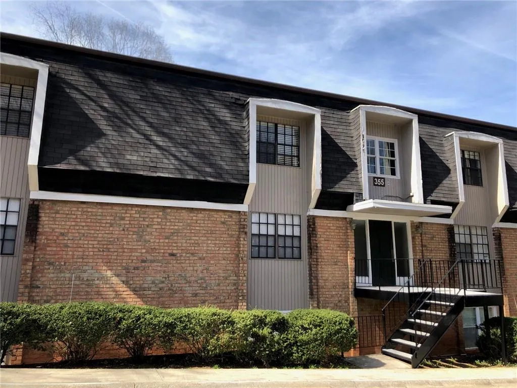 355 Winding River Drive Unit E, Atlanta, Georgia 30350, 2 Bedrooms Bedrooms, ,2 BathroomsBathrooms,Residential,Sold,355 Winding River Drive Unit E,6517428