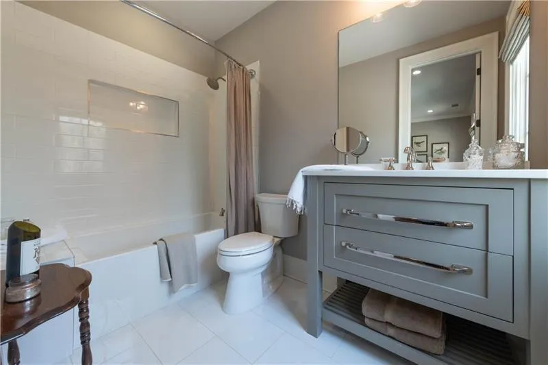 En-suite Bathroom for BR #3 En-suite Bathroom for BR #3