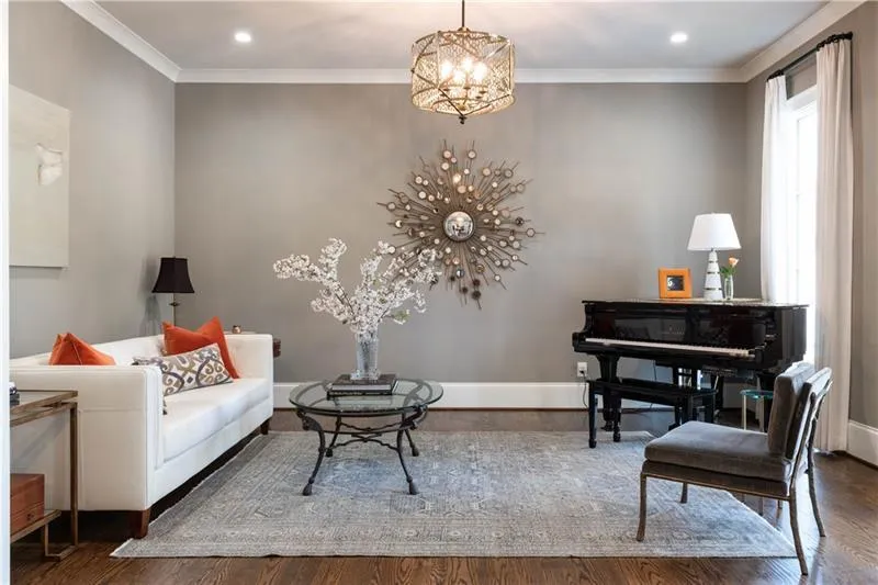 Lovely flow to Living Room Lovely flow to Living Room