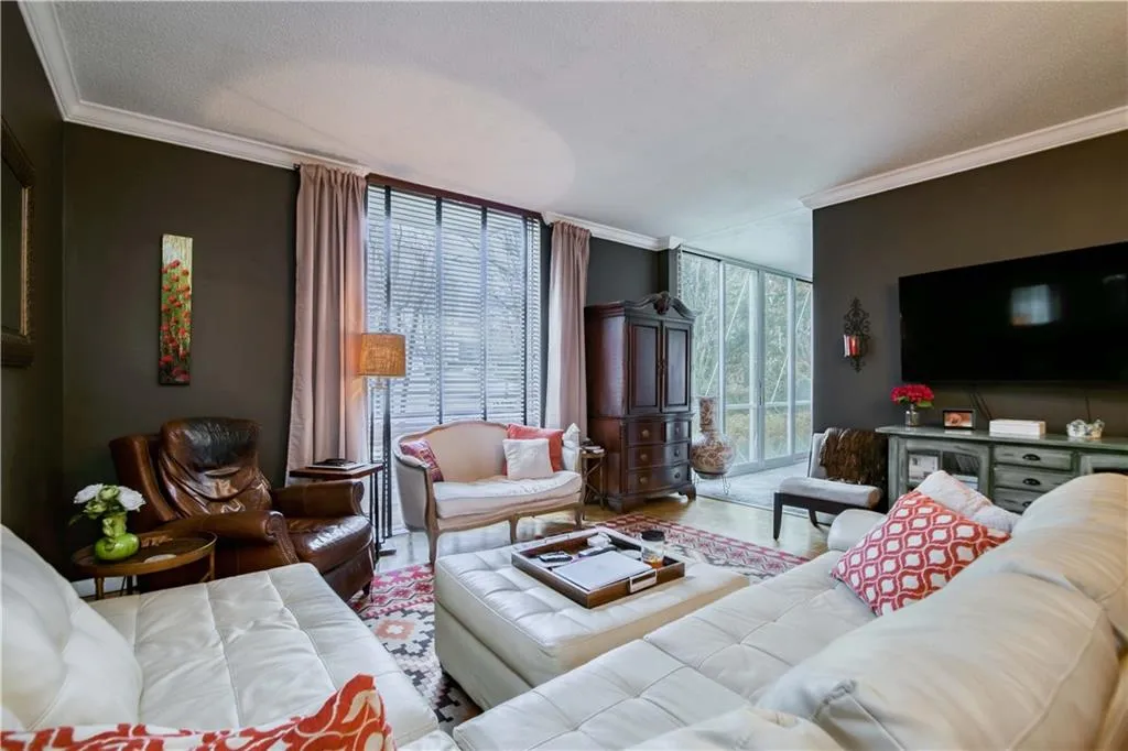 130 26th Street Nw Unit 104, Atlanta, Georgia 30309, 1 Bedroom Bedrooms, ,1 BathroomBathrooms,Residential,Sold,130 26th Street Nw Unit 104,5967378