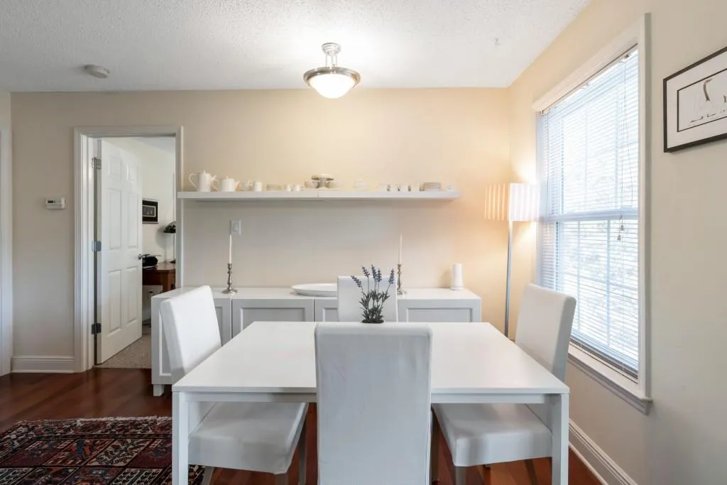 1307 Santa Fe Parkway, Sandy Springs, Georgia 30350, 1 Bedroom Bedrooms, ,1 BathroomBathrooms,Residential,Sold,1307 Santa Fe Parkway,6686201