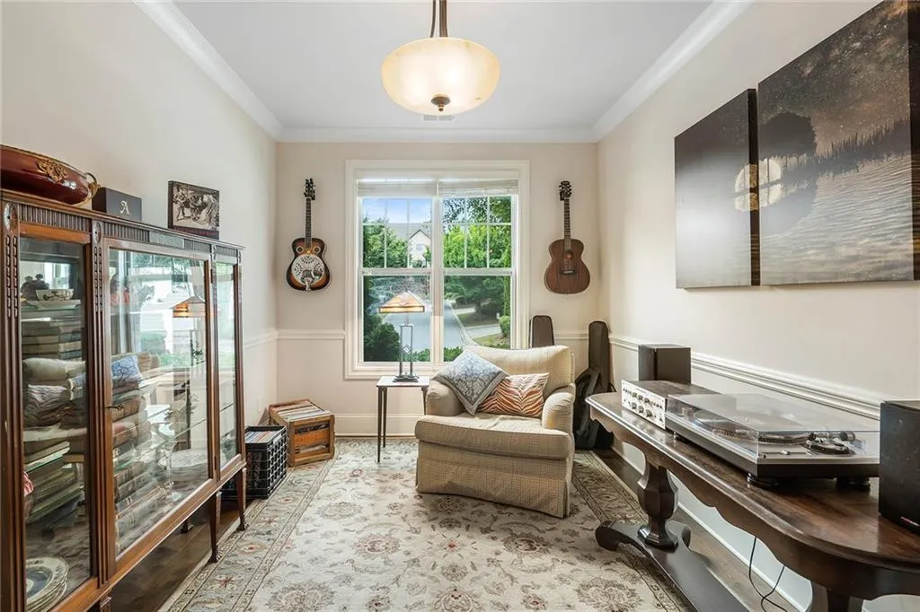 7805 Highland Bluff, Sandy Springs, Georgia 30328, 4 Bedrooms Bedrooms, ,2 BathroomsBathrooms,Residential,Sold,7805 Highland Bluff,6917151