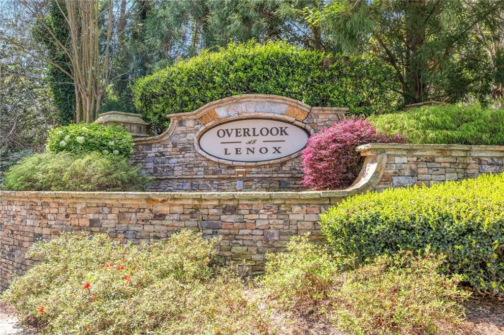 2827 Overlook Trace Ne, Atlanta, Georgia 30324, 4 Bedrooms Bedrooms, ,2 BathroomsBathrooms,Residential,For Sale,2827 Overlook Trace Ne,7561730