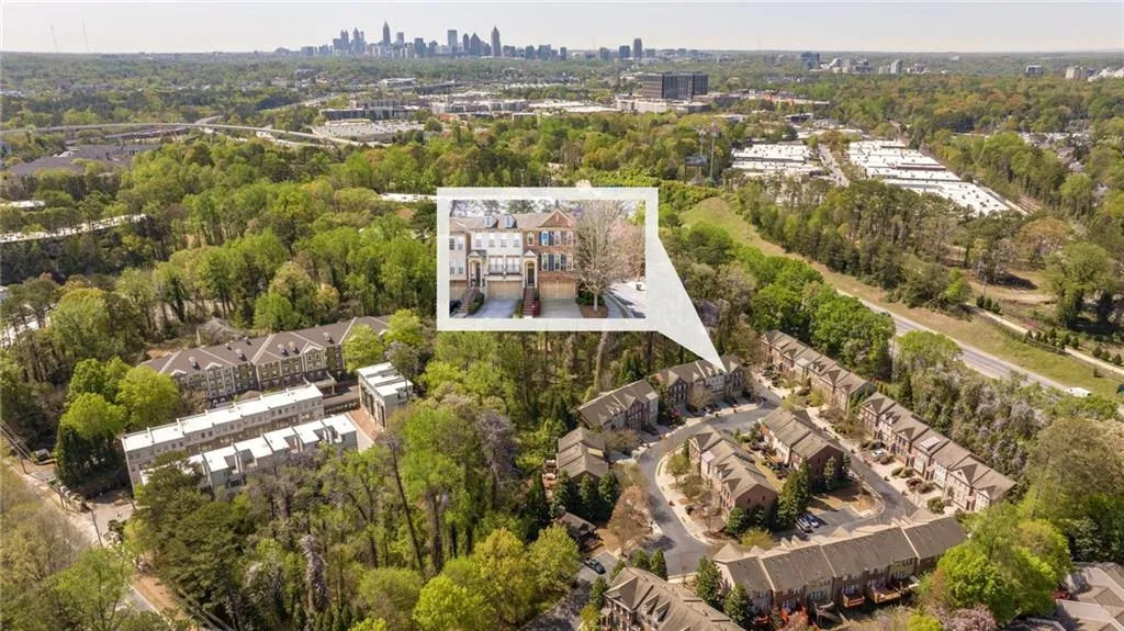 2827 Overlook Trace Ne, Atlanta, Georgia 30324, 4 Bedrooms Bedrooms, ,2 BathroomsBathrooms,Residential,For Sale,2827 Overlook Trace Ne,7561730