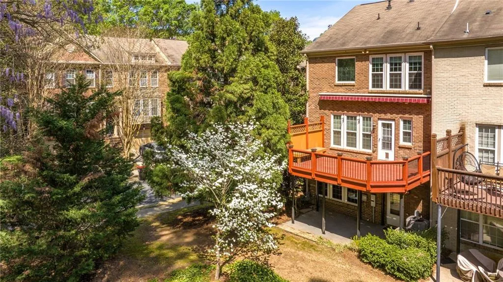 2827 Overlook Trace Ne, Atlanta, Georgia 30324, 4 Bedrooms Bedrooms, ,2 BathroomsBathrooms,Residential,For Sale,2827 Overlook Trace Ne,7561730