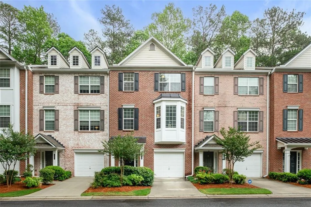 703 Coligny Court, Sandy Springs, Georgia 30350, 3 Bedrooms Bedrooms, ,3 BathroomsBathrooms,Residential,Sold,703 Coligny Court,7044961