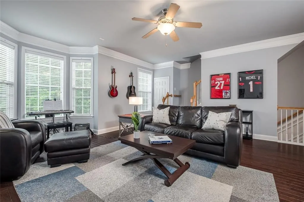703 Coligny Court, Sandy Springs, Georgia 30350, 3 Bedrooms Bedrooms, ,3 BathroomsBathrooms,Residential,Sold,703 Coligny Court,7044961