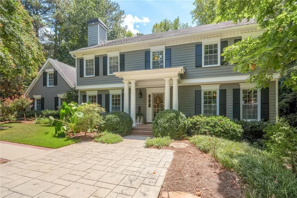 170 Nw Burdette Road, Sandy Springs, Georgia 30327, 6 Bedrooms Bedrooms, ,4 BathroomsBathrooms,Residential,Sold,170 Nw Burdette Road,5745250