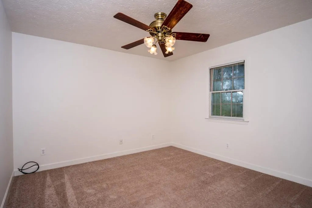 230 Zephyr Court, Sandy Springs, Georgia 30350, 4 Bedrooms Bedrooms, ,2 BathroomsBathrooms,Residential,Sold,230 Zephyr Court,6797485