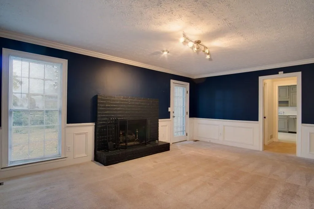 230 Zephyr Court, Sandy Springs, Georgia 30350, 4 Bedrooms Bedrooms, ,2 BathroomsBathrooms,Residential,Sold,230 Zephyr Court,6797485