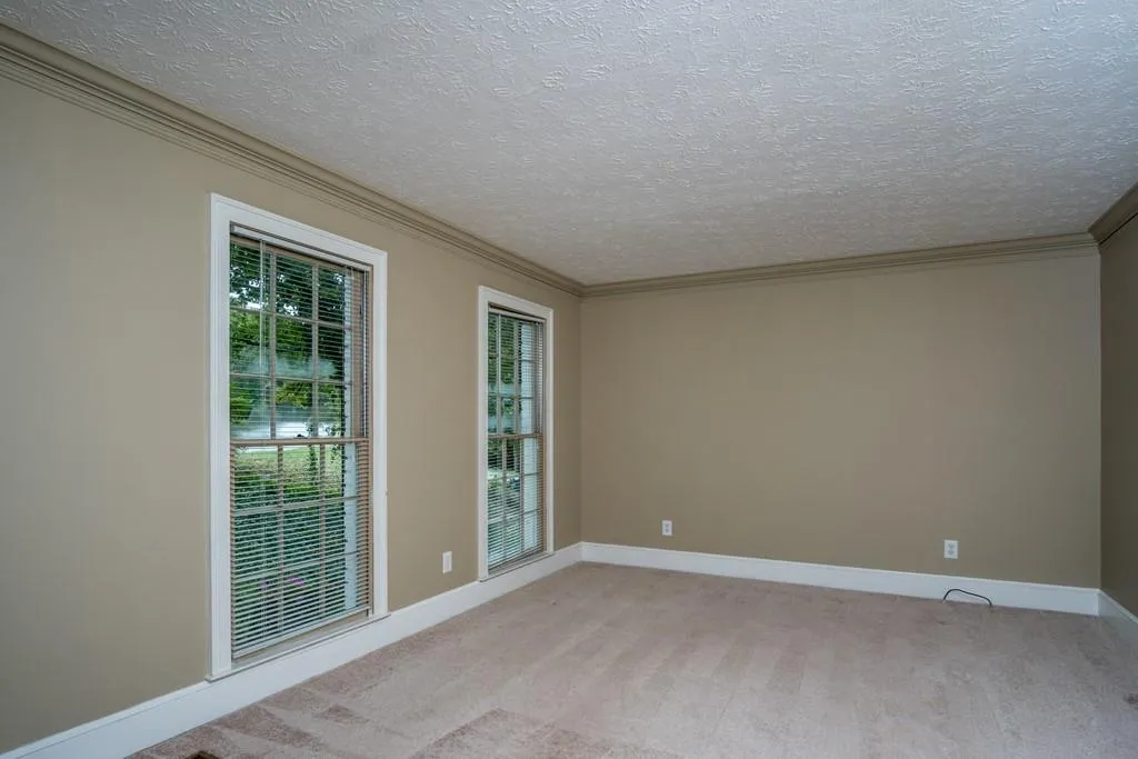 230 Zephyr Court, Sandy Springs, Georgia 30350, 4 Bedrooms Bedrooms, ,2 BathroomsBathrooms,Residential,Sold,230 Zephyr Court,6797485