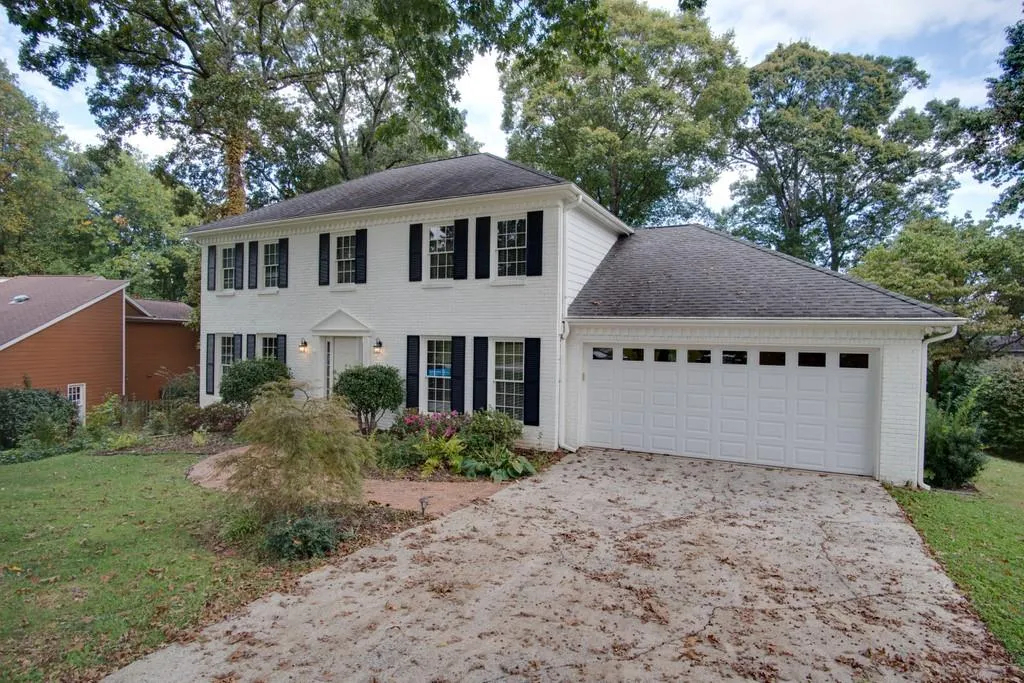 230 Zephyr Court, Sandy Springs, Georgia 30350, 4 Bedrooms Bedrooms, ,2 BathroomsBathrooms,Residential,Sold,230 Zephyr Court,6797485