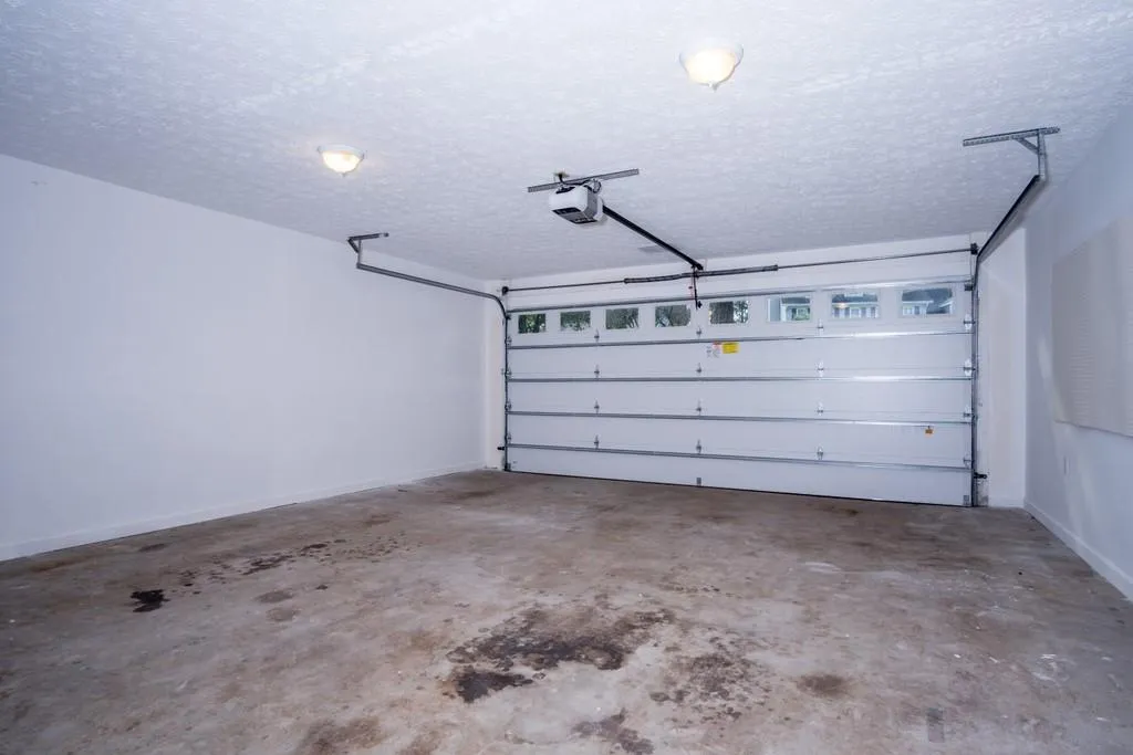 230 Zephyr Court, Sandy Springs, Georgia 30350, 4 Bedrooms Bedrooms, ,2 BathroomsBathrooms,Residential,Sold,230 Zephyr Court,6797485