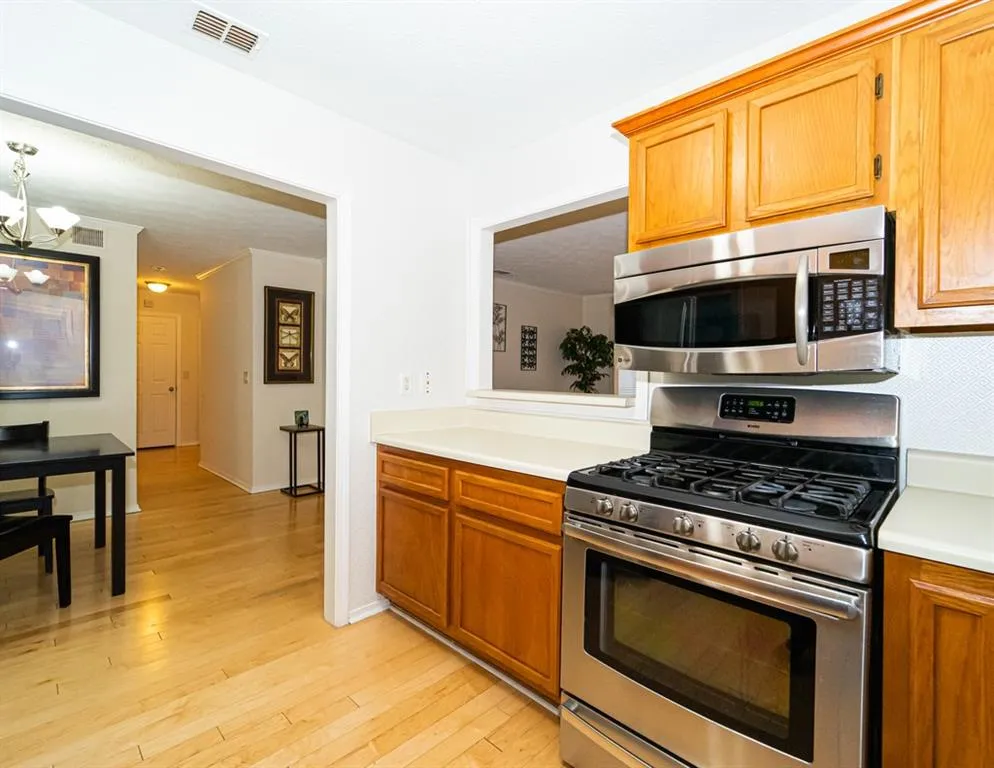 103 Gettysburg Place, Sandy Springs, Georgia 30350, 2 Bedrooms Bedrooms, ,1 BathroomBathrooms,Residential,Sold,103 Gettysburg Place,6659665