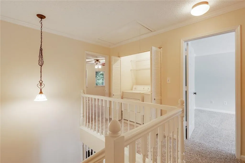 251 Peachtree Hollow Court, Sandy Springs, Georgia 30328, 2 Bedrooms Bedrooms, ,2 BathroomsBathrooms,Residential,Sold,251 Peachtree Hollow Court,5713767