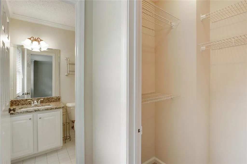 251 Peachtree Hollow Court, Sandy Springs, Georgia 30328, 2 Bedrooms Bedrooms, ,2 BathroomsBathrooms,Residential,Sold,251 Peachtree Hollow Court,5713767