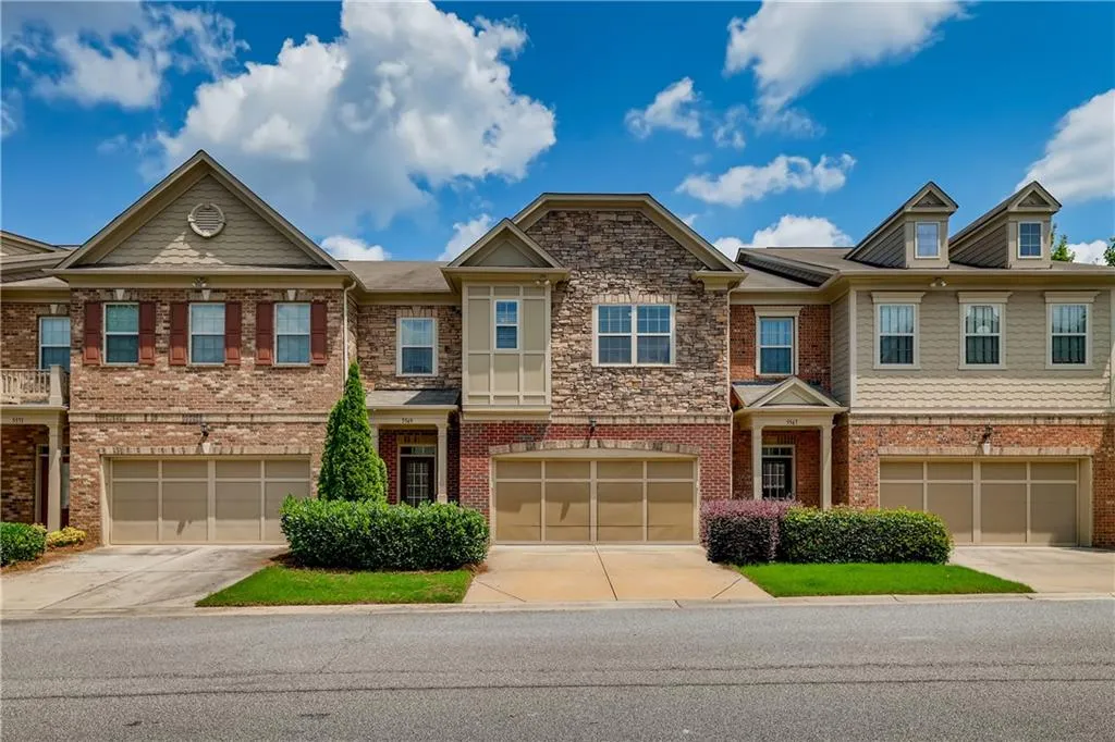 5569 High Point Road, Sandy Springs, Georgia 30342, 4 Bedrooms Bedrooms, ,3 BathroomsBathrooms,Residential,Sold,5569 High Point Road,6923825