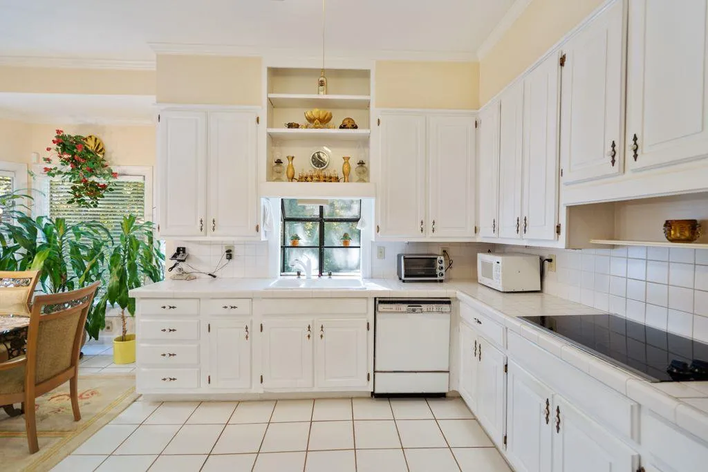 5862 Mitchell Road, Atlanta, Georgia 30328, 4 Bedrooms Bedrooms, ,4 BathroomsBathrooms,Residential,Sold,5862 Mitchell Road,6965140