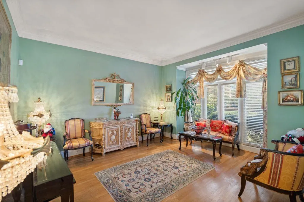 5862 Mitchell Road, Atlanta, Georgia 30328, 4 Bedrooms Bedrooms, ,4 BathroomsBathrooms,Residential,Sold,5862 Mitchell Road,6965140
