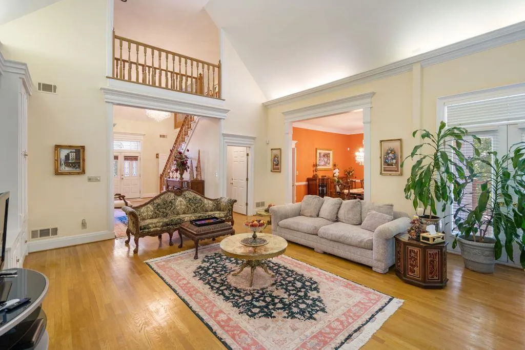 5862 Mitchell Road, Atlanta, Georgia 30328, 4 Bedrooms Bedrooms, ,4 BathroomsBathrooms,Residential,Sold,5862 Mitchell Road,6965140