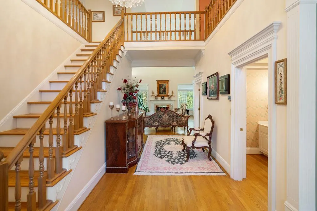 5862 Mitchell Road, Atlanta, Georgia 30328, 4 Bedrooms Bedrooms, ,4 BathroomsBathrooms,Residential,Sold,5862 Mitchell Road,6965140