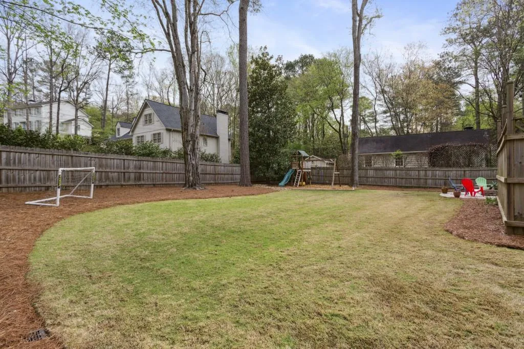 7131 Hunters Branch Drive, Sandy Springs, Georgia 30328, 4 Bedrooms Bedrooms, ,2 BathroomsBathrooms,Residential,Sold,7131 Hunters Branch Drive,7196199