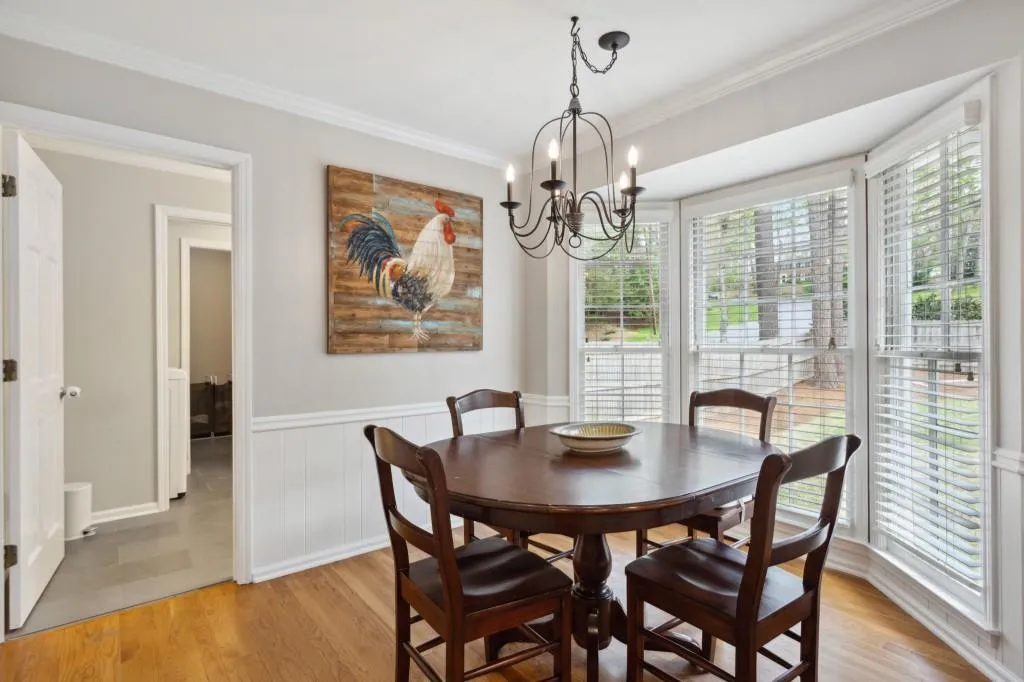 7131 Hunters Branch Drive, Sandy Springs, Georgia 30328, 4 Bedrooms Bedrooms, ,2 BathroomsBathrooms,Residential,Sold,7131 Hunters Branch Drive,7196199