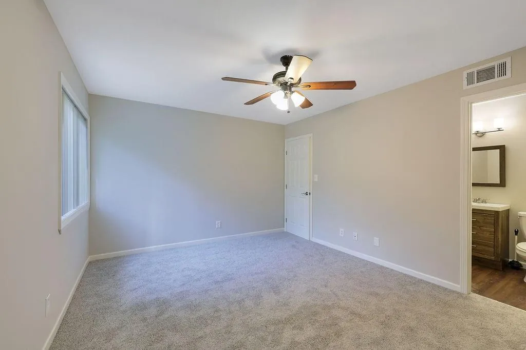 532 Granite Ridge Place, Sandy Springs, Georgia 30350, 2 Bedrooms Bedrooms, ,2 BathroomsBathrooms,Residential,Sold,532 Granite Ridge Place,6950065