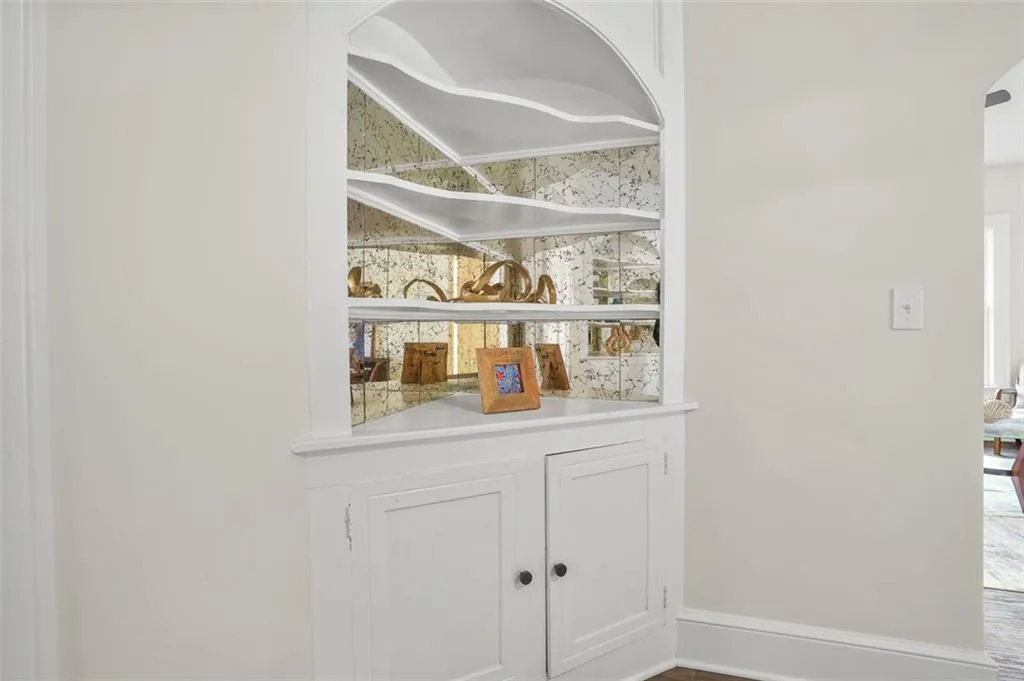 617 Hamilton E Holmes Drive Nw, Atlanta, Georgia 30318, 2 Bedrooms Bedrooms, ,1 BathroomBathrooms,Residential,For Sale,617 Hamilton E Holmes Drive Nw,7671825 617 Hamilton E Holmes Drive Nw, Atlanta, Georgia 30318, 2 Bedrooms Bedrooms, ,1 BathroomBathrooms,Residential,For Sale,617 Hamilton E Holmes Drive Nw,7671825