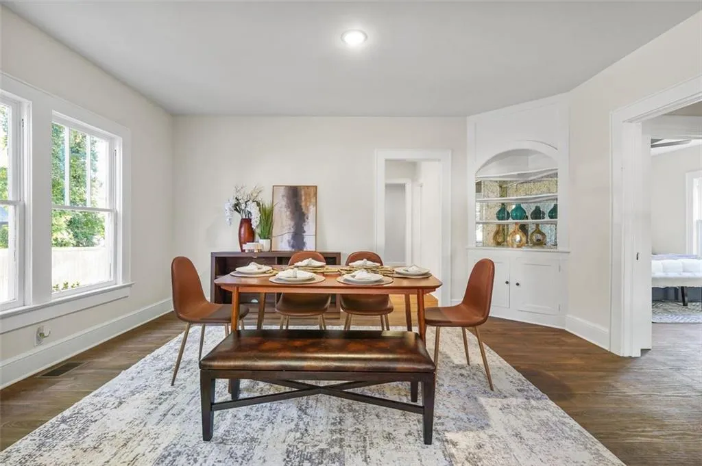 617 Hamilton E Holmes Drive Nw, Atlanta, Georgia 30318, 2 Bedrooms Bedrooms, ,1 BathroomBathrooms,Residential,For Sale,617 Hamilton E Holmes Drive Nw,7671825 617 Hamilton E Holmes Drive Nw, Atlanta, Georgia 30318, 2 Bedrooms Bedrooms, ,1 BathroomBathrooms,Residential,For Sale,617 Hamilton E Holmes Drive Nw,7671825