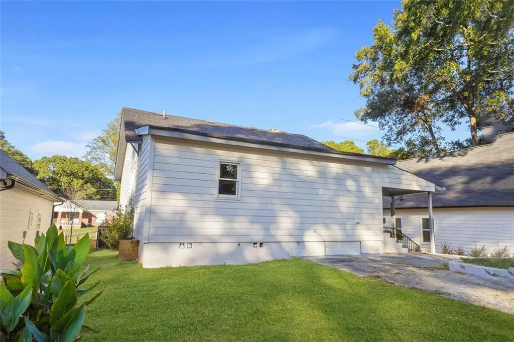 617 Hamilton E Holmes Drive Nw, Atlanta, Georgia 30318, 2 Bedrooms Bedrooms, ,1 BathroomBathrooms,Residential,For Sale,617 Hamilton E Holmes Drive Nw,7671825 617 Hamilton E Holmes Drive Nw, Atlanta, Georgia 30318, 2 Bedrooms Bedrooms, ,1 BathroomBathrooms,Residential,For Sale,617 Hamilton E Holmes Drive Nw,7671825