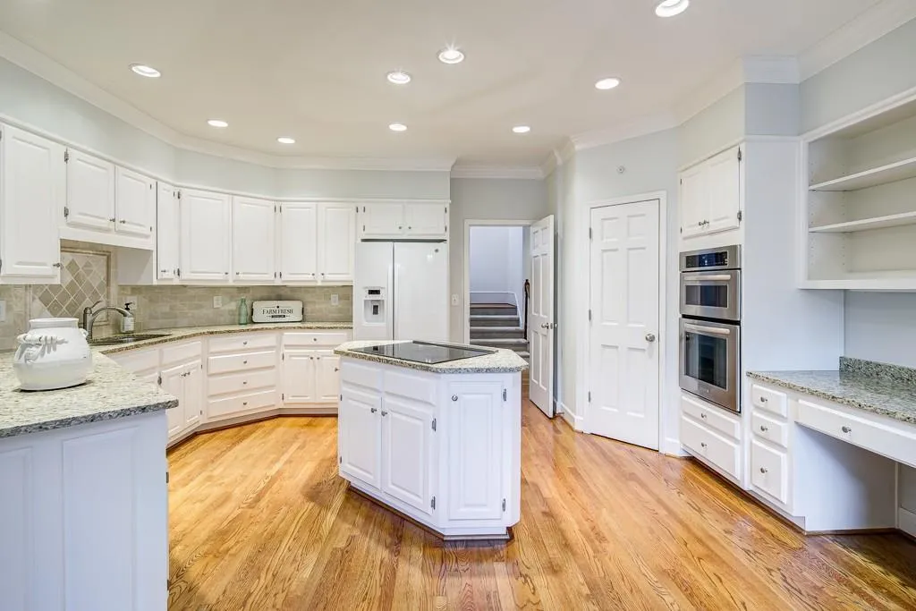 2705 Braffington Court, Sandy Springs, Georgia 30350, 4 Bedrooms Bedrooms, ,4 BathroomsBathrooms,Residential,Sold,2705 Braffington Court,6099228